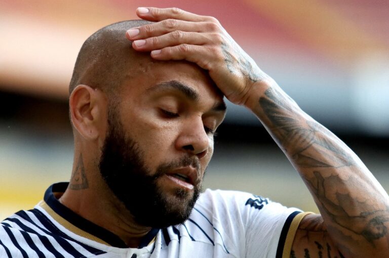 Tatuagem em área íntima contribuiu para prisão de Daniel Alves, afirma jornal