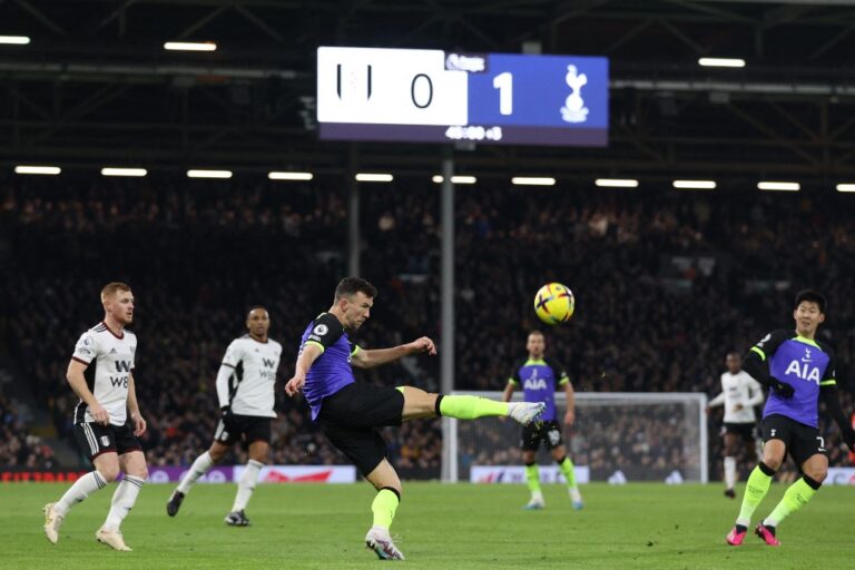 Veja fotos de Fulham x Tottenham pelo Campeonato Inglês