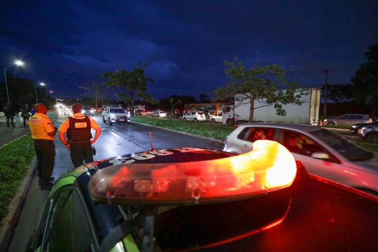 Aprovado reajuste da gratificação a agentes de trânsito que atuarem em dias de folga