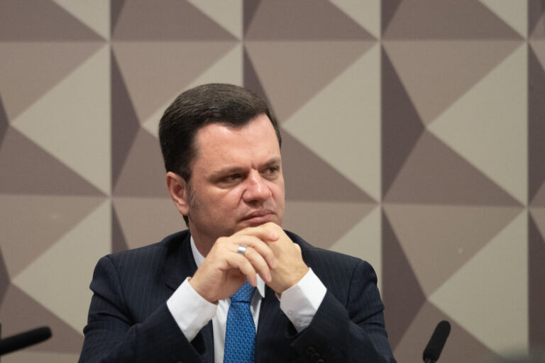 Anderson Torres é denunciado com Bolsonaro por tentativa de golpe