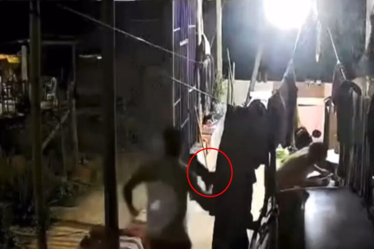 Vídeo mostra pânico de criança e mulheres feitas reféns dentro de casa