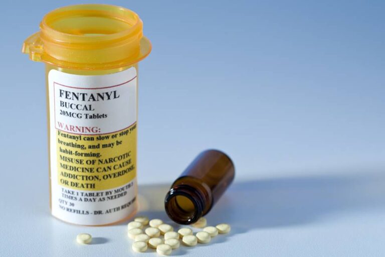 Gerente de UBS que teve overdose foi denunciado por desvio de fentanil