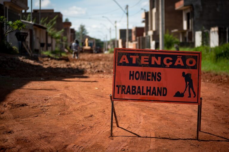 Acidente de trabalho deixa dois feridos em Ceilândia