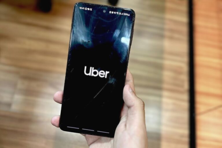 Passageira sobre motorista banido pela Uber nega assédio: “Meu marido há 5 anos”