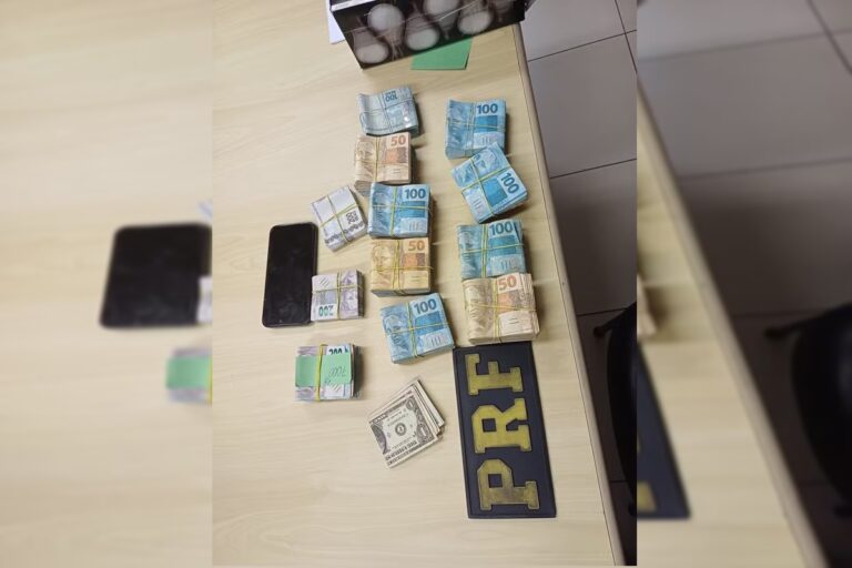 Prefeito é parado em blitz com R$ 100 mil mo carro: Para pagar conta”