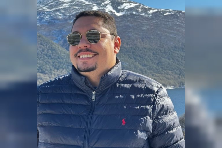 Viagens e carrões: quem é o comprador da Naskar que zomba de clientes