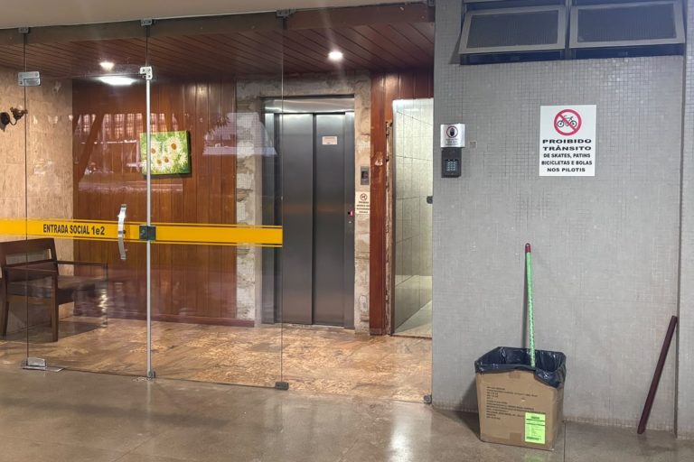 Homem invade apartamentos, faz idosa refém e é morto na Asa Sul