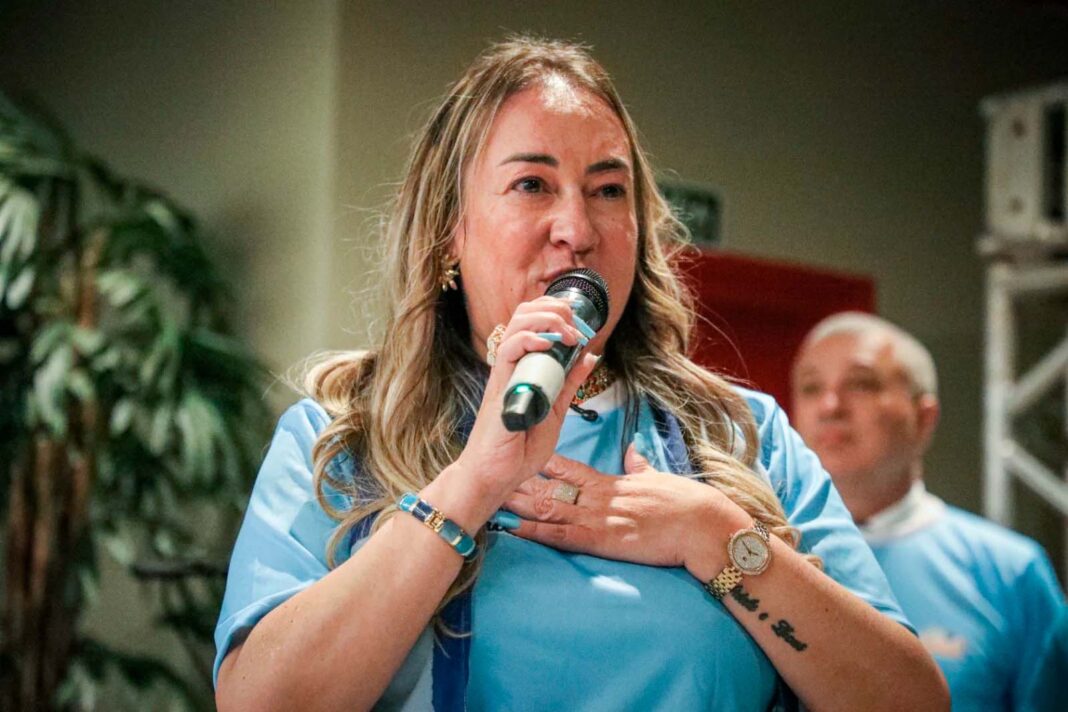 “conheco-a-escola-de-dentro-e-sei-que-politica-publica-so-funciona-quando-chega-a-vida-das-pessoas”-–-fernanda-mateus,-candidata-a-deputada-distrital
