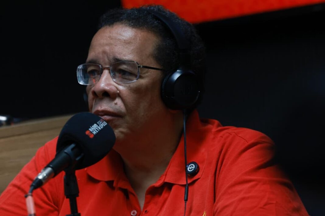 robson,-do-pstu,-confronta-grass-e-arruda:-“tratou-com-desdem”