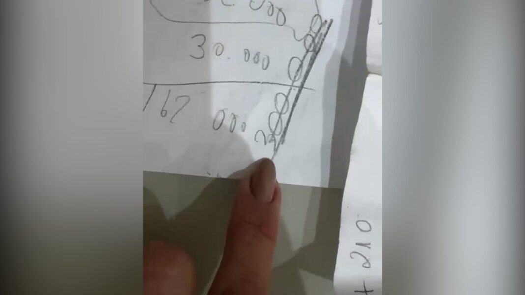 advogado-que-se-esbaldou-no-fist-fucking-chorou-para-parcelar-divida-sexual