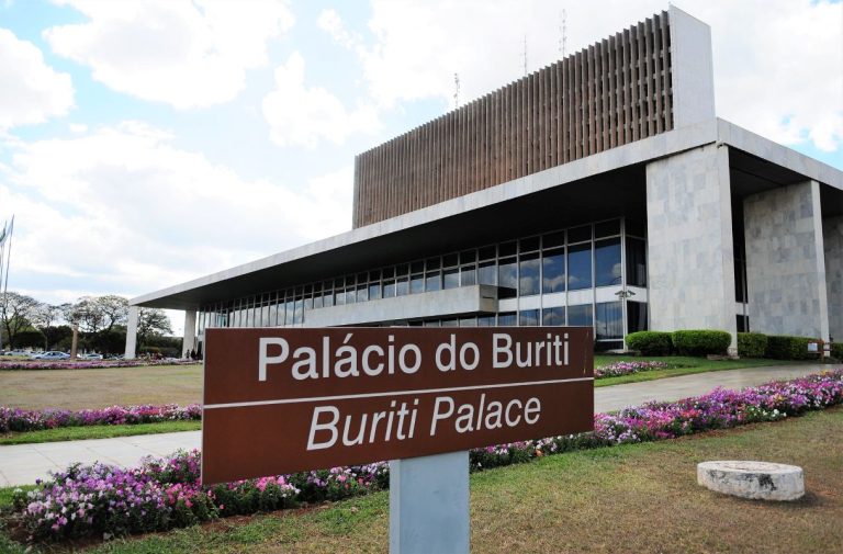 Confira as agendas dos candidatos ao GDF neste domingo (6/9)