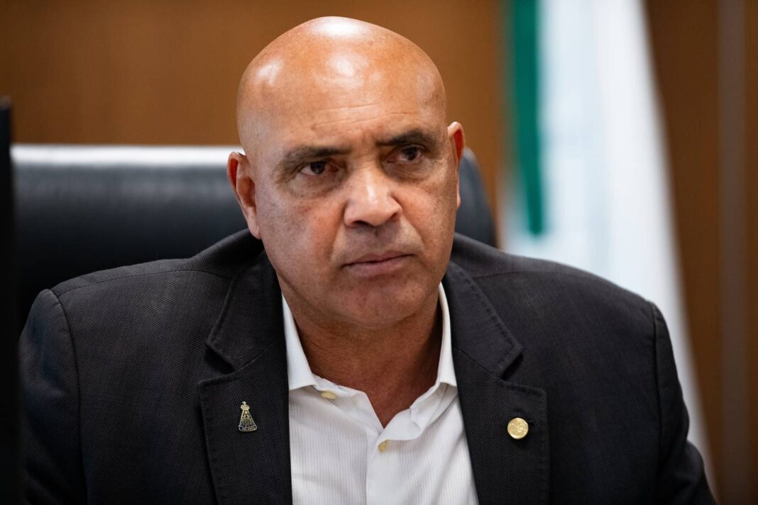 saiba-quem-e-wellington-luiz,-reeleito-deputado-distrital-do-df