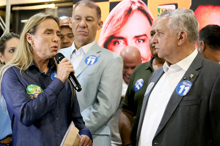 izalci-e-celina-encontram-professores-no-guara