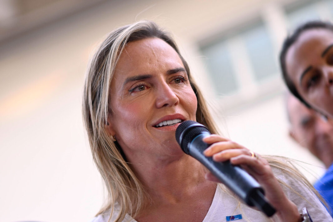 celina-destaca-reversao-na-ponte-jk-e-promete-convocar-mais-pms