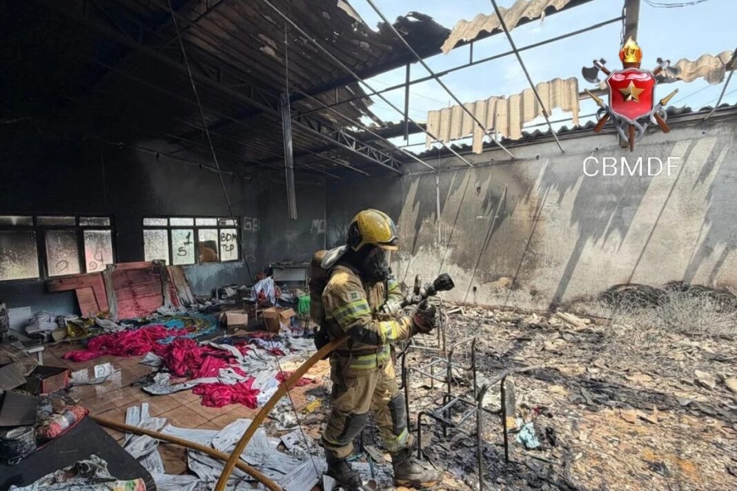 casa-da-musica-no-paranoa-fica-destruida-apos-incendio